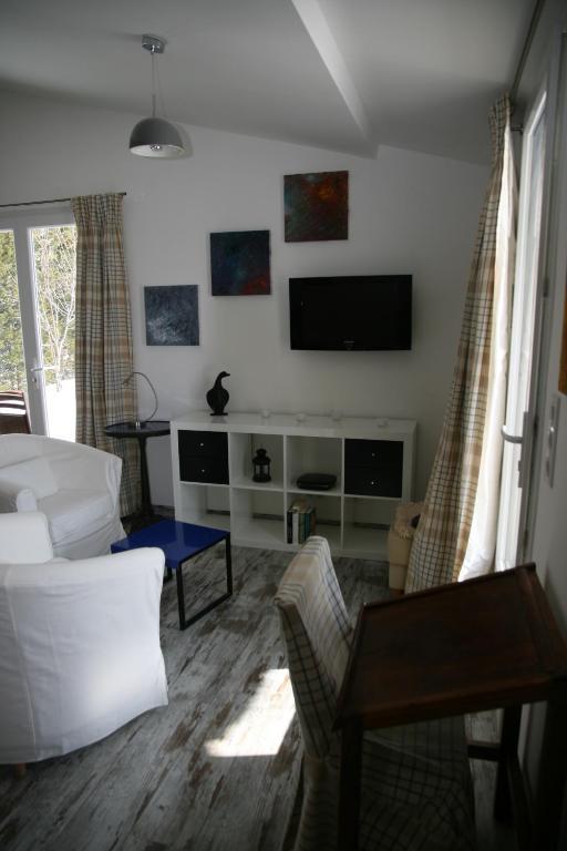 Les Hauts De L'Escoulaou Hotel Castellane Room photo
